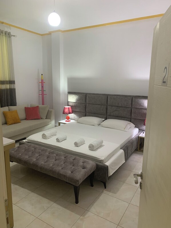 1 bedroom, iron/ironing board, WiFi