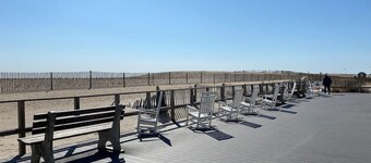 Point Pleasant Beach House, Includes in ground pool steps from the beach! 
