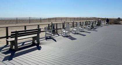 Point Pleasant Beach House, Includes in ground pool steps from the beach!