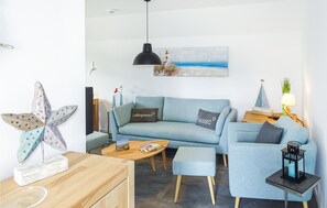 تلفزيون ذكي، مدفأة، ستيريو