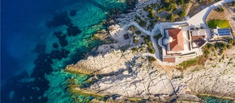 Nice home in Vis with kitchen