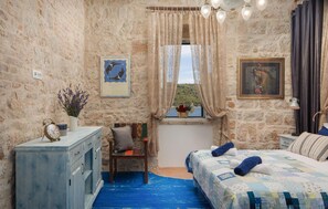 2 chambres, lit parapluie, Wi-Fi gratuit, draps fournis