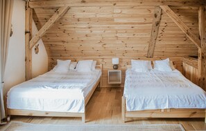 3 bedrooms, free WiFi, bed sheets