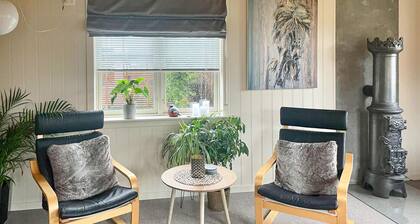 Gorgeous home in Farsund with kitchen