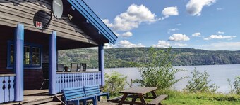 Lovely home in Vikersund with sauna