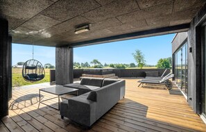 Terrace/patio - Stunning home in Børkop with sauna (Børkop)