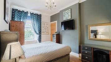 2 bedrooms, iron/ironing board, travel crib, WiFi