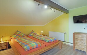 2 chambres, fer et planche à repasser, Wi-Fi gratuit, draps fournis