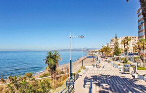 Beach nearby - Beautiful apartment with pool (Torrox-Costa)