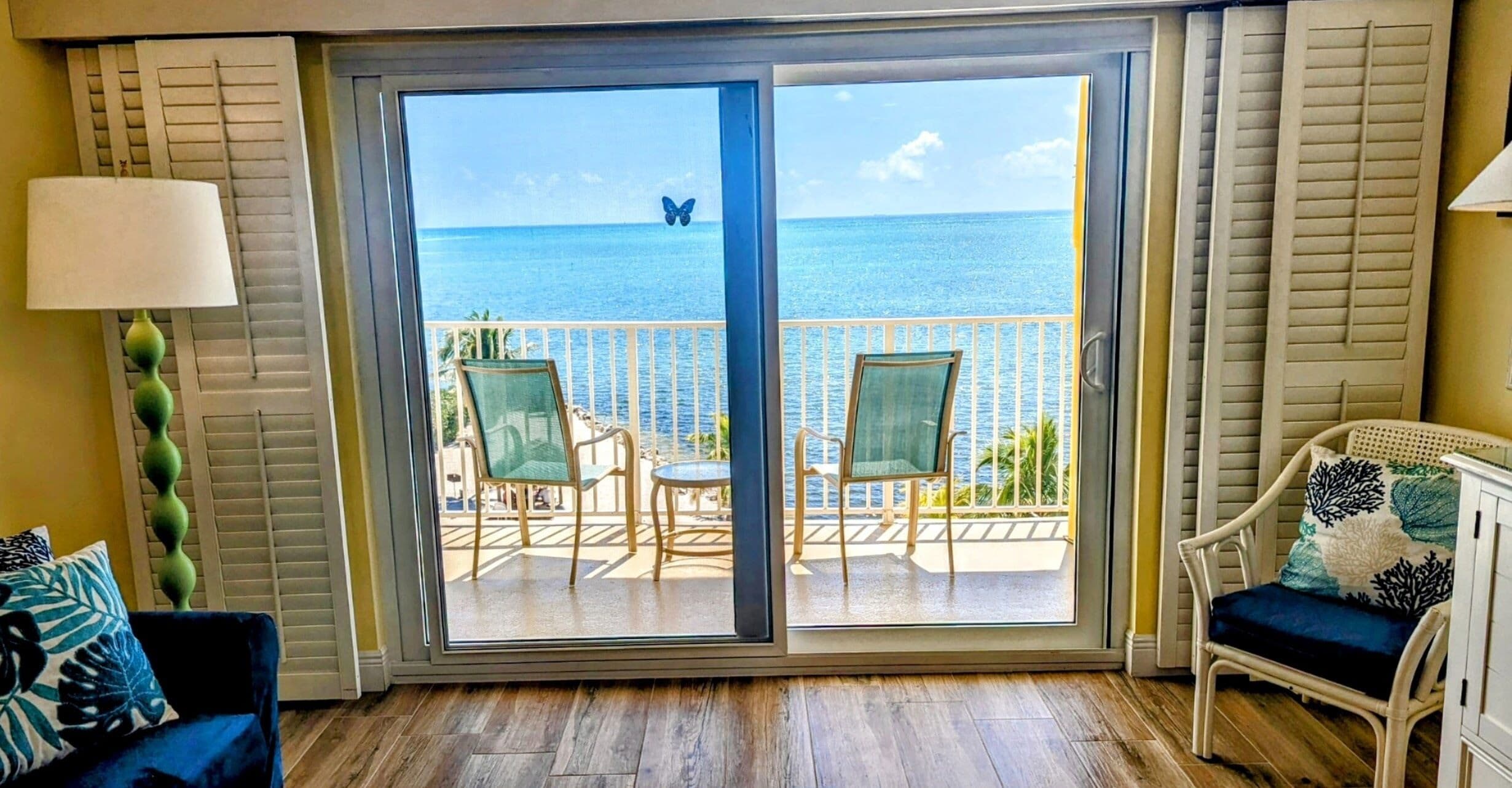 Florida Keys  2 bed direct oceanfront. 