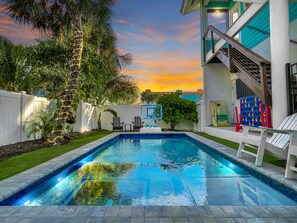 Piscine extérieure, piscine chauffée