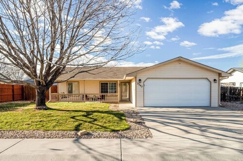 Beautiful home minutes from a dozen wineries