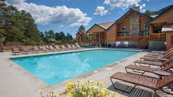 Alberca al aire libre