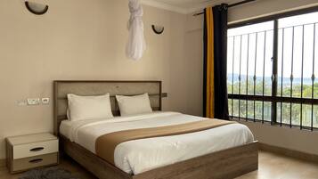 Individuelt dekorert, individuelt innredet og skrivebord