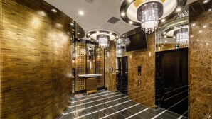 Ảnh chưa phân loại, 5 trong số 67 ảnh, nút