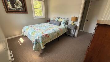 1 quarto, escrivaninha, Wi-Fi de cortesia, roupa de cama