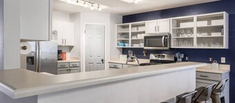 Leisurely Leander Home Perfect For Large Families!