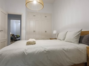 1 bedroom, iron/ironing board, Internet, bed sheets