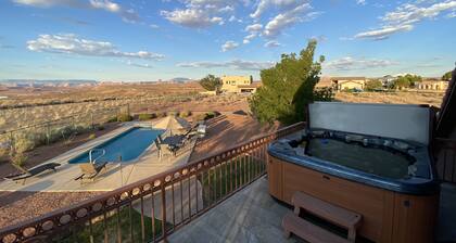 Heated Pool.Panoramic Views•4 Bed 2.5 Ba•Central Location