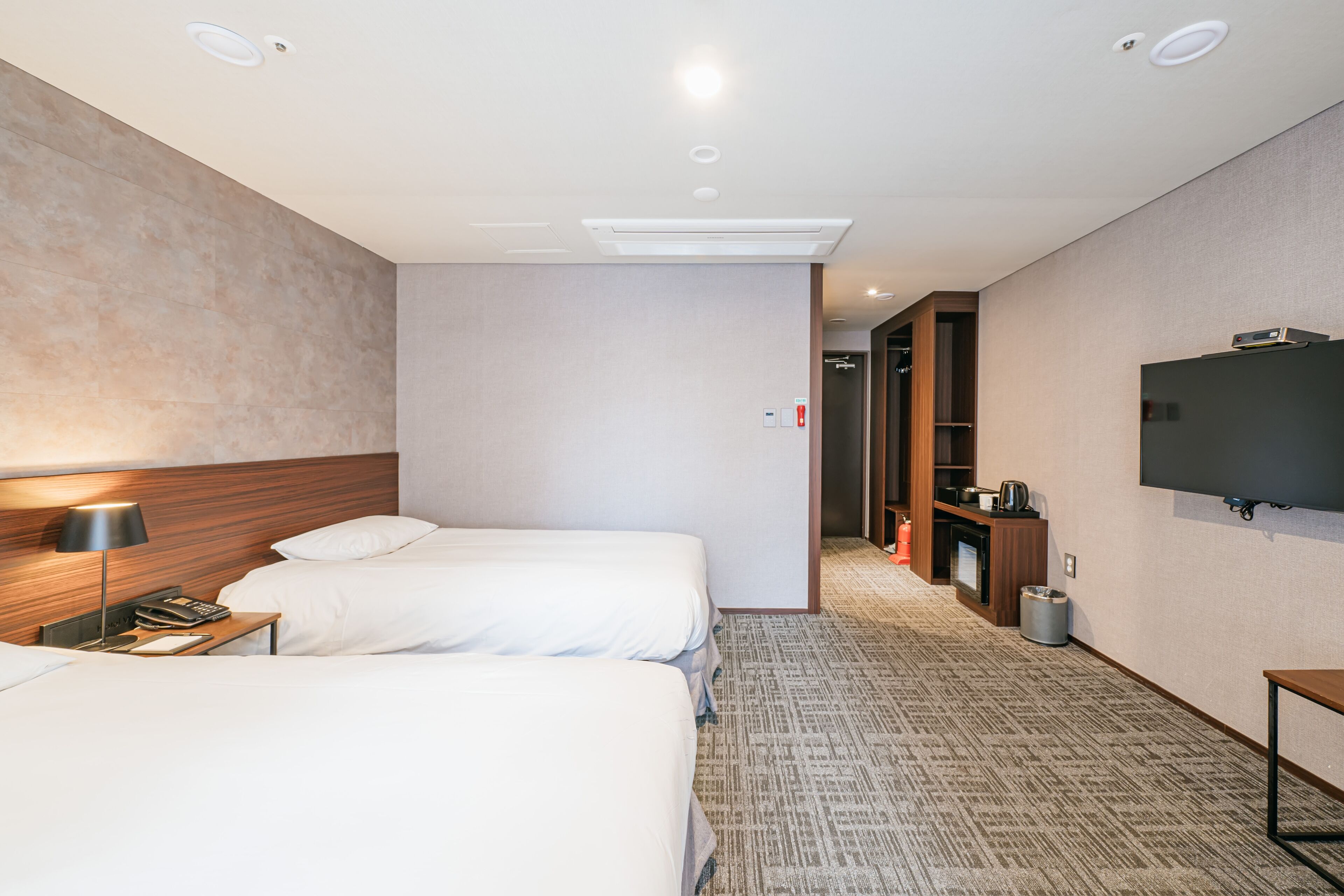 individually decorated, individually furnished, free wifi, bed sheets