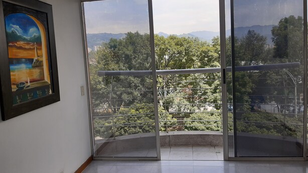 Apartment, 2 Schlafzimmer, barrierefrei, Balkon | Esszimmer