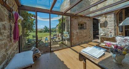 Villa Pienza, Val Dorcia Luxury Accommodation With Pool and Ac for 12 Persons