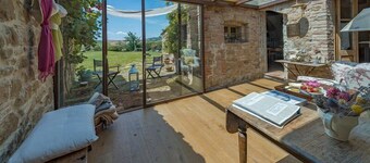 Villa Pienza, Val Dorcia Luxury Accommodation With Pool and Ac for 12 Persons
