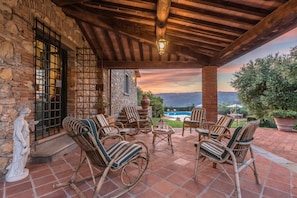 Terrace/patio - Villa Toscana - Relax in the Middle of Tuscany (Monsummano Terme)