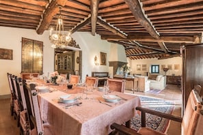 Dining - Villa Toscana - Relax in the Middle of Tuscany (Monsummano Terme)