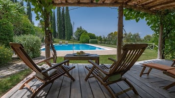 Appartement, 3 chambres, piscine privée, vue piscine | Restauration