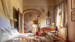 9 bedrooms, iron/ironing board, WiFi, bed sheets - Villa Il Borgo Amazing Delightful Relax (Bucine)