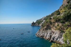 3 Schlafzimmer, Bügeleisen/Bügelbrett