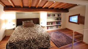Room - Villa Casa Rossa - In the Middle of Tuscany (Reggello)