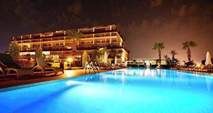 Babylon Bliss 3 bed 3 Bath Duplex Home With its own Private Pool