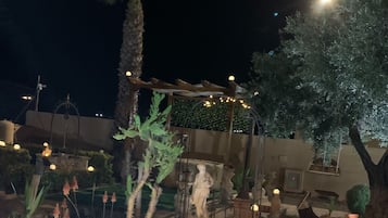 Apartment, 1 Bedroom, Smoking, Balcony | Property grounds