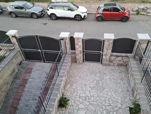 Chambre, 1 chambre, fumeur, balcon | Terrain de l’hébergement 