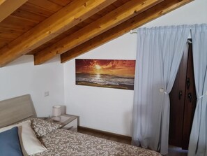 Room, 1 Bedroom, Smoking | Bahagian dalam