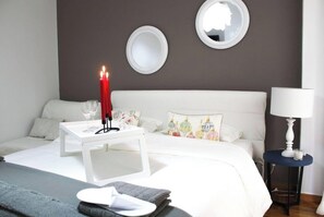 1 chambre, fer et planche à repasser, draps fournis