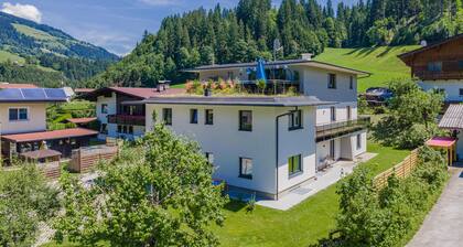 Apartment with fitness room, 50m to the ski bus