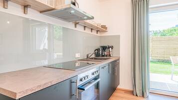 Kühlschrank, Ofen, Herdplatte, Geschirrspüler