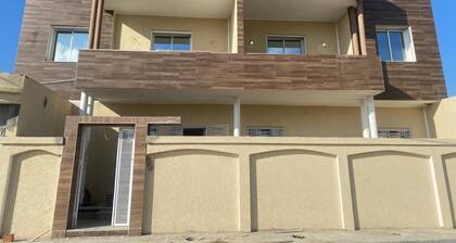 s+2  meublé ezzahra  laghzez  a 200 m de la plage parking prive securise