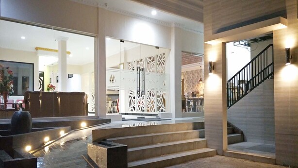 Exterior - Megaria Hotel (Merauke)