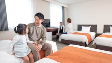 房內夾萬、手提電腦工作空間、免費 Wi-Fi、床單