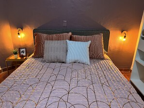 1 bedroom, desk, iron/ironing board, free WiFi