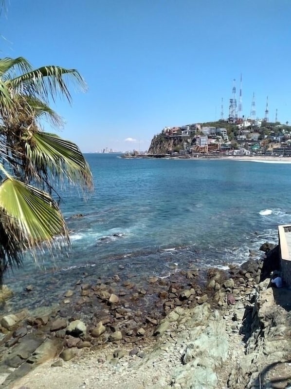 Beach nearby - Casa Azul en Mazatlán (Mazatlán)
