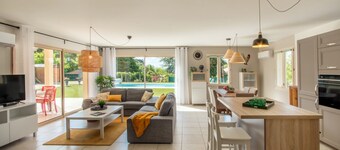 Maison Périgourdine, Climatisée, Adaptée Handicapés, Avec Piscine Chauffée