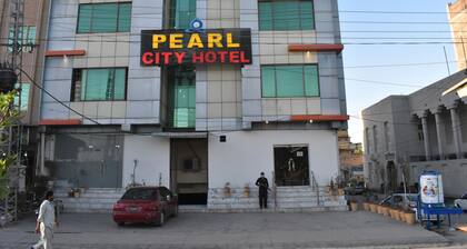 Pearl City Hotel