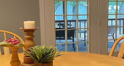 Grace Hill Get-awayâŠStyle & Comfort in 3/2 Home