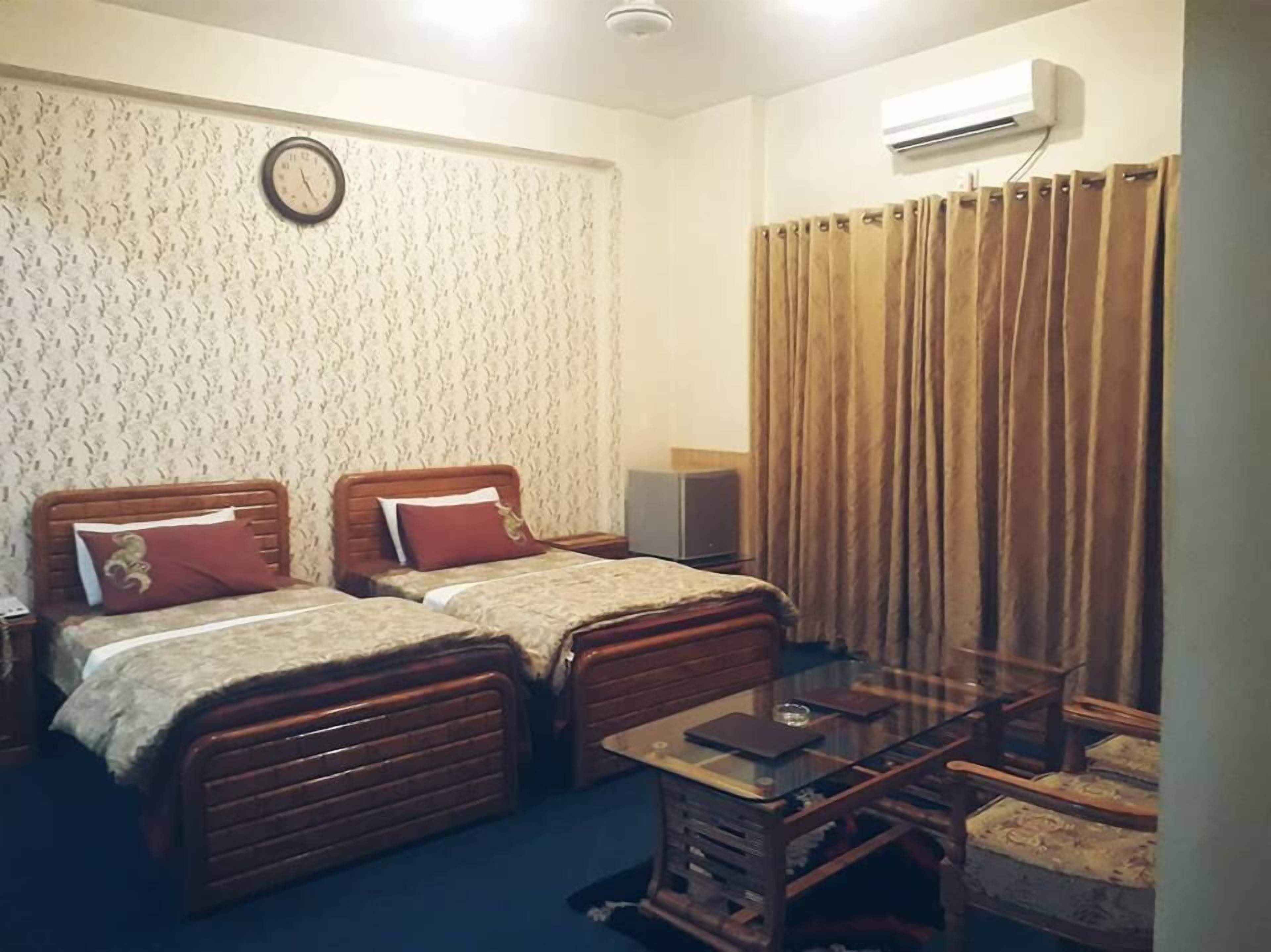 Twin Room | Free WiFi, bed sheets