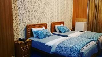 Twin Room | Free WiFi, bed sheets